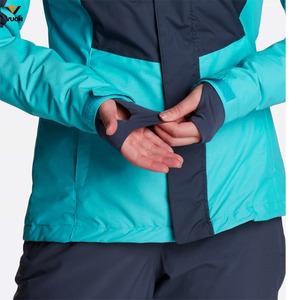 Vente en gros de vêtements de sport d'extérieur avec logo personnalisé Veste softshell coupe-vent imperméable respirante pour femme pour l'escalade et la randonnée - Product Image 3