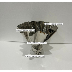 Bol à chocolat de table au design attrayant bol à dessert sucré au chocolat en métal argenté de luxe pour les fêtes et les événements spéciaux - Product Image 3