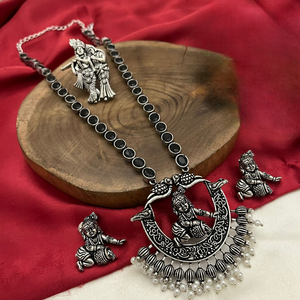 Conjuntos de collar y aretes oxidados Diseños únicos hechos a mano Inspirados en la herencia india Perfectos para uso étnico y festivo - Product Image 5