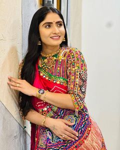 Navratri Muselina especial Algodón Impreso digital y trabajo de espejo real Lehenga Choli y Pom Lace Work Dupatta Listo para usar - Product Image 3