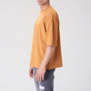 Camiseta de algodón 100% para hombre, corte holgado, estampada, de algodón grueso, estilo urbano, oversize, venta al por mayor 2026 - Product Image 3