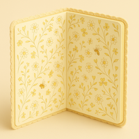 Carnet A5 en peluche douce jaune avec broderie de marguerite LABON, mignon et kawaii, avec breloque abeille, bande élastique et bordure en dentelle