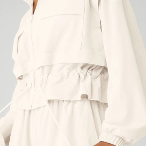 Veste coupe-vent légère à cordon de serrage en polyester et élasthanne ample de style streetwear pour femmes, veste décontractée à fermeture éclair - Product Image 3