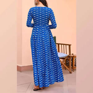 คอลเลคชั่นใหม่ ชุดลำลองผู้หญิง ลายพิมพ์ สำหรับใส่กลางแจ้ง แฟชั่นเสื้อผ้าผู้หญิง เสื้อผ้าฤดูร้อน ชุดเดรสลายพิมพ์สำหรับผู้หญิง - Product Image 2