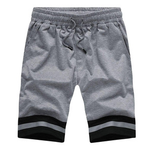 Ensemble T-shirt et short pour homme, tenue en deux pièces, look tendance pour les activités de plein air, ensemble T-shirt et short - Product Image 5