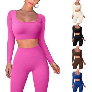 Conjunto Ideal para Sesiones de Yoga: Top de Yoga de Manga Larga y Leggings hasta la Rodilla de Cintura Alta, Elegante y Cómodo - Product Image 1