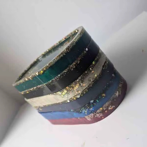 ถาดเรซิ่นตกแต่งหลากสี ถาดจัดระเบียบเครื่องสำอาง ของตกแต่งบ้าน ถาดเรซิ่นทรงรี ถาดวางของบนโต๊ะเครื่องแป้ง คุณภาพสูง - Product Image 1