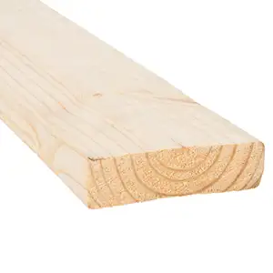 Fábrica venda quente construção uso cedro madeira serrada 2x4 pinho clara madeira