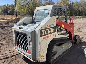 Chargeuse compacte sur chenilles Takeuchi TL6R avec moteur diesel Kubota, hydraulique d'origine, boîte de vitesses PLC et roulement de moteur haute performance - Product Image 5