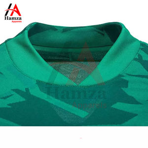 เสื้อฟุตบอลผ้าโพลีเอสเตอร์น้ำหนักเบา 180GSM แบบยืดได้ สั่งทำพิเศษ พิมพ์ลายแบบระเหิด ระบายอากาศได้ดี คอวี แขนครึ่ง - Product Image 4