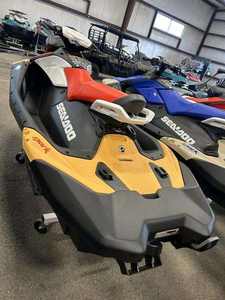 2025 S e a D o Fish Pro Apex 300 Boat Motor automático de 2 tiempos - Product Image 3