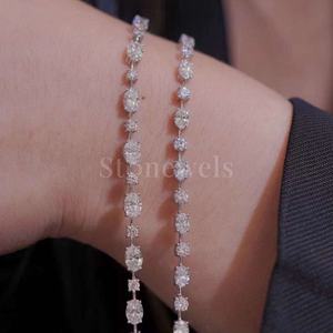 Bracelet de tennis de luxe en argent sterling 925 avec diamants ronds en zircon ovale élégant bijoux élégants intemporels pour les cadeaux de fêtes - Product Image 5