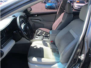 Toyota Camry Híbrido 2014 Usado, Volante a la Izquierda - Product Image 2