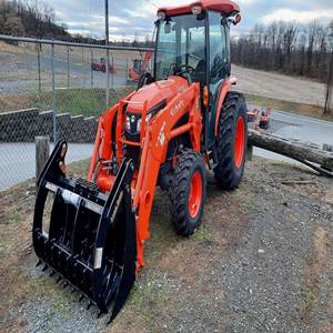 Tracteur à roues de 65 CV 4x4 de qualité supérieure avec moteur et boîte de vitesses à vendre - Product Image 1