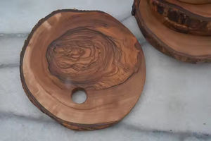 Posavasos Juego de posavasos de madera clásico con base antideslizante Elegante y funcional por Crescent Crafts - Product Image 3