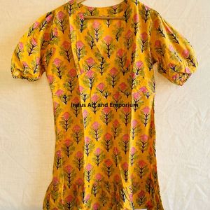 Hermoso Vestido Estampado Floral en Bloques de Algodón, Vestido para Uso Casual, Vestido Estampado a Mano - Product Image 1