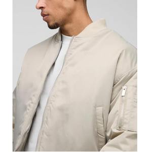 OEM/ODM Broderie personnalisée Logo 100% polyester Veste universitaire pour hommes Style unique Streetwear Veste universitaire imperméable pour hommes - Product Image 3