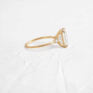 Anillo de Compromiso y Boda de Oro Sólido de 14K con Diamante Cultivado en Laboratorio de Corte Radiante, Joyería Romántica para Mujer, Joyería para Ella para Fiestas de San Valentín - Product Image 3