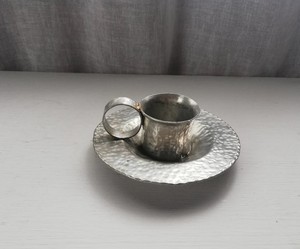 Juego de portavelas portátil de aluminio martillado en tono plateado rústico, decoración única para el hogar, taza de Metal, platillo y tarros de velas - Product Image 1