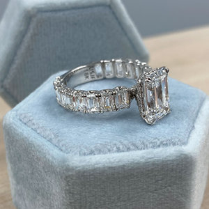 Bague de fiançailles D-VS1 en diamant de laboratoire taillé en émeraude certifié GIA 7.05 carats, Halo caché mariage éternité or blanc 18 carats, cadeau - Product Image 3