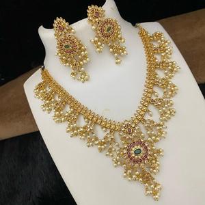 Elegante Juego de Collar de Perlas Chapado en Oro Real con Aretes, Juego de la Mejor Calidad para Bodas y Fiestas para Mujer - Product Image 1