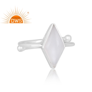 Fabricant de bijoux personnalisés en argent sterling fin de haute qualité en pierre de lune blanche naturelle - Product Image 3