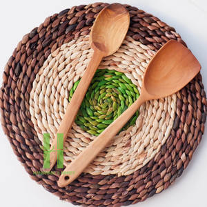 Napperon en jacinthe d'eau écologique Plaques de présentation en rotin Boho pour la décoration de table de l'usine artisanale HNH du Vietnam - Product Image 3