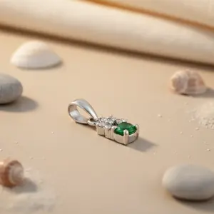 Pendentif en or blanc 925 avec diamant taille émeraude, plaqué rhodium, chaîne géométrique en boîte, parfait pour un usage quotidien, cadeau pour femme - Product Image 2