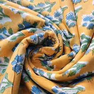 Tela de Algodón con Estampado Artesanal Sanganeri, Diseño Floral Amarillo, Ecológica, 120GSM, para Textiles del Hogar y Tapicería - Product Image 2