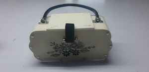 Sac fourre-tout élégant pour femme en noir et blanc avec perles, sac à main durable - Product Image 3