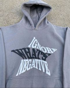 Sudadera con capucha y pantalones de chándal para correr para hombre, conjunto de chándal con estampado de abullonado en 3D con gráfico de logotipo personalizado - Product Image 4