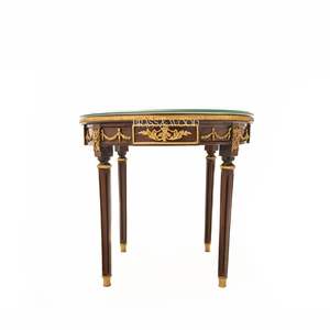 Mesa Auxiliar Redonda de Lujo de Caoba con Incrustaciones Florales y Guirnaldas de Latón Dorado Antiguo para Decoración Clásica del Hogar - Product Image 2