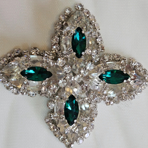 Patchs à coudre en perles 3D personnalisables, style unique pour personnaliser vêtements et accessoires - Product Image 1