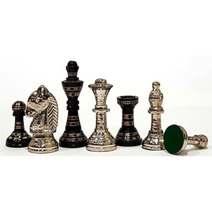 Ensemble d'échecs en bois luxueux sur pied avec pièces d'échecs en métal argenté cuivré poli de haute qualité, forme carrée, jeu d'intérieur - Product Image 5