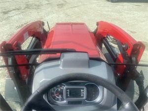 Équipement agricole d'occasion 2021 MASSEY FERGUSON 2860M, tracteurs utilitaires modèle 4X4 Massey 2017 - Product Image 6