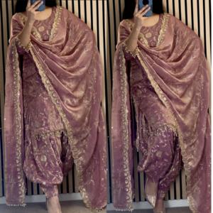 Hermoso Traje Patiala de Algodón Indio para Mujer con Detalles Hechos a Mano para Uso Diario y Estilo Moderno de Salwar Kameez Punjabi - Product Image 3