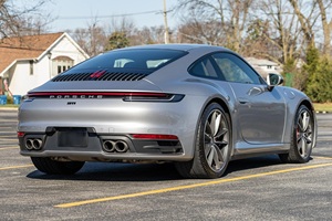 Porsche 911 Carrera 4S Coupé propre, modèle 2020 - Product Image 5
