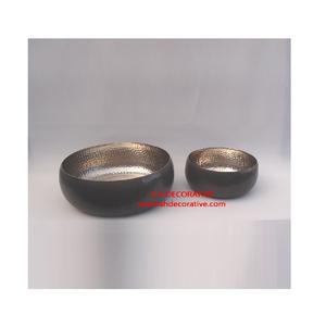 Bol décoratif en aluminium argenté, centre de table au design moderne Offre Spéciale grand bol décoratif pour la maison pour servir des Fruits et des salades - Product Image 5