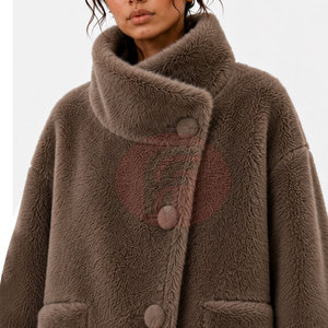 Manteau long en fausse fourrure douce et chaude pour femme, style décontracté urbain, en coton et polyester, coupe ample, épais, idéal pour l'hiver et les températures froides - Product Image 6