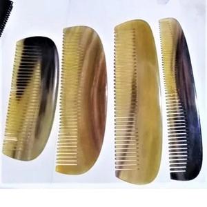 Peigne en corne de buffle naturel de qualité supérieure, peigne en corne de bœuf pour cheveux bouclés, nouveaux styles de peignes disponibles - Product Image 4