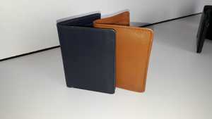 กระเป๋าสตางค์หนังจระเข้ทำมือดีไซน์ส่วนตัว - Product Image 4