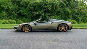 Ferrari 296 GTS Convertible 2024, Seminuevo, en Excelentes Condiciones - Product Image 4