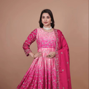 Presentando Chinon Silk Heavy Fancy bordado y lentejuelas vestido de trabajo con manga completa y bordado y lentejuelas trabajo Dupatta - Product Image 1