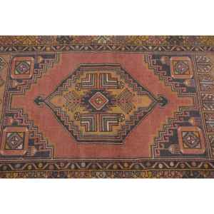 Tapis d'appoint vintage turc 3,7x5,4 pieds, tapis persan rouge en laine - Product Image 5