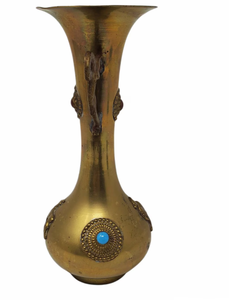 Vase vintage en laiton avec cabochons en pierre et poignées, gravé à la main au Pakistan, vase décoratif en métal orné - Product Image 2