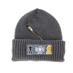 Gorro unisex con puños Pak Whirlybird con diseño personalizado e impresión digital Patrón de personaje único - Product Image 3