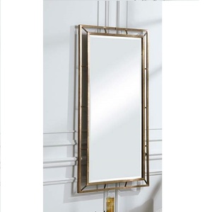 Impresionante espejo de pared para decoración del hogar, marco dorado, uso para el hogar y hoteles, espejo de pared elegante con acabado de latón - Product Image 2