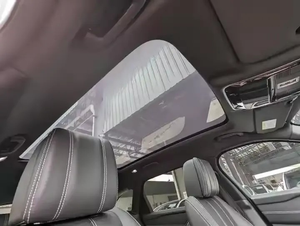 Usado, Gran Oferta 2024, Land Rover P250 R-Dynamic S, Volante a la Izquierda, Asientos de Cuero, Cámara Trasera - Product Image 6