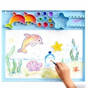 Tapete de Pintura de Silicona Ecológico y No Tóxico de 43x35cm para Niños, Diseño de Delfín y Estrella, Paleta de Arte con Ranuras para Pintura, Fácil de Limpiar - Product Image 1