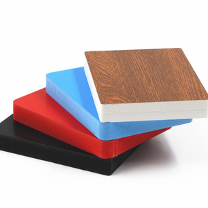 แผ่นโฟมพีวีซีความหนาแน่นสูงเป็นมิตรกับสิ่งแวดล้อมสำหรับตกแต่งตู้เฟอร์นิเจอร์แผ่นพลาสติกที่มีบริการตัดแบบกำหนดเอง - Product Image 1